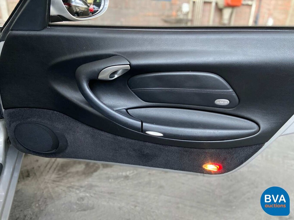 Porsche 911/996 Carrera 4 3.6L 320 PS 2001.