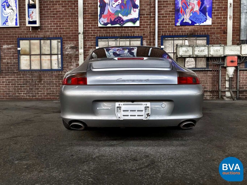 Porsche 911/996 Carrera 4 3.6L 320 PS 2001.