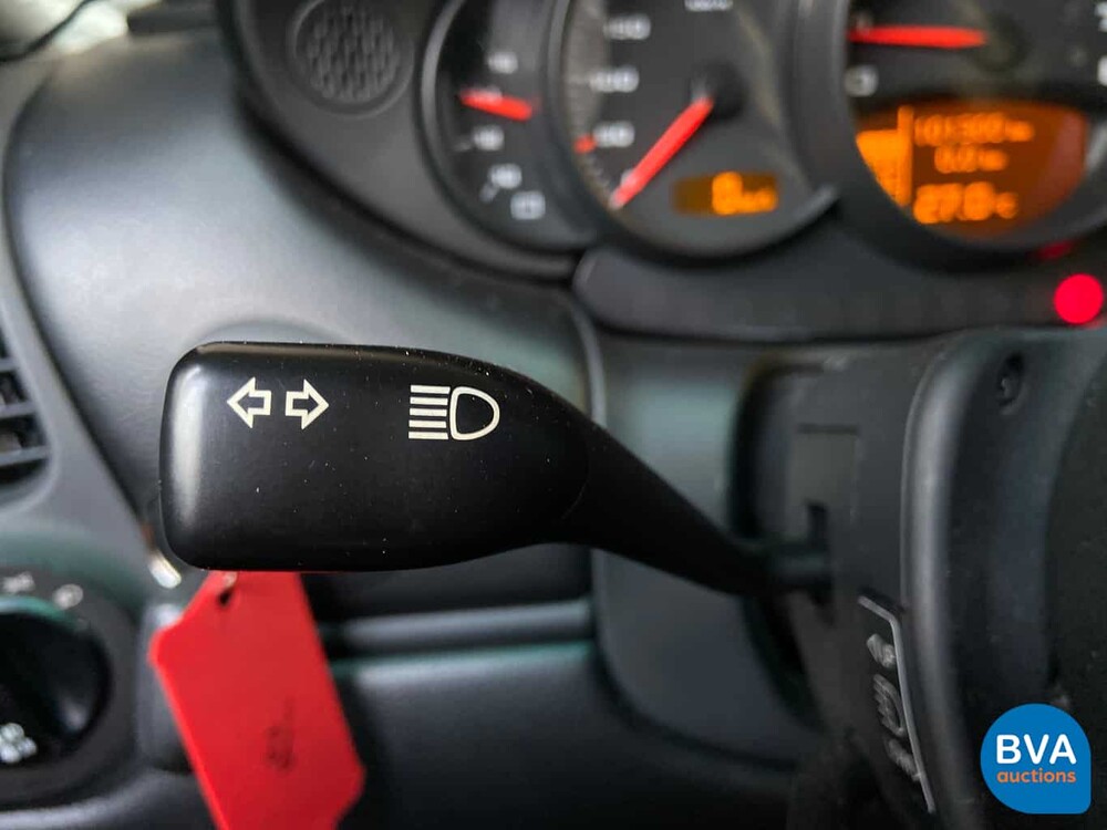 Porsche 911/996 Carrera 4 3.6L 320 PS 2001.