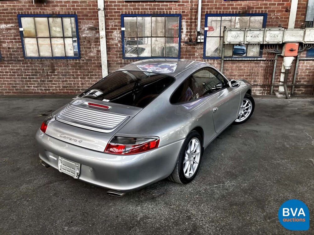Porsche 911/996 Carrera 4 3.6L 320 PS 2001.