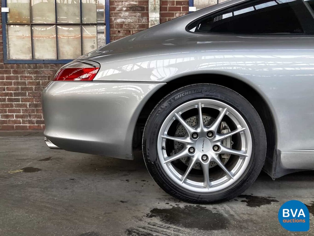 Porsche 911/996 Carrera 4 3.6L 320 PS 2001.