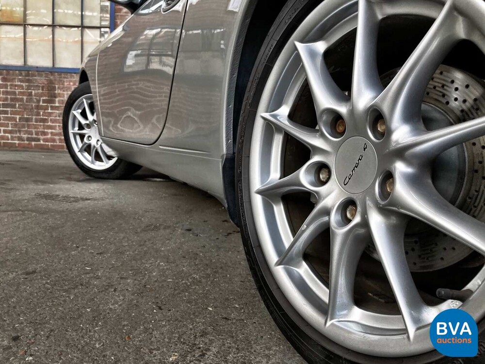 Porsche 911/996 Carrera 4 3.6L 320 PS 2001.