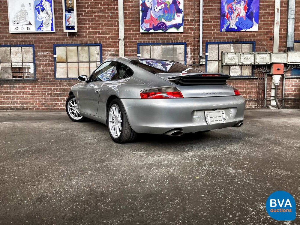 Porsche 911/996 Carrera 4 3.6L 320 PS 2001.