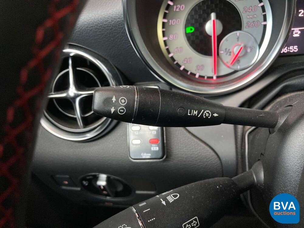 Mercedes SLK350 Cabrio AMG Paket 7G-Tronic Plus 3.5L 306 PS 2011.