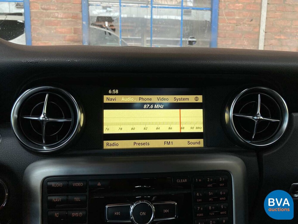 Mercedes SLK350 Cabrio AMG Paket 7G-Tronic Plus 3.5L 306 PS 2011.