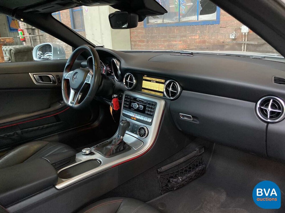 Mercedes SLK350 Cabrio AMG Paket 7G-Tronic Plus 3.5L 306 PS 2011.