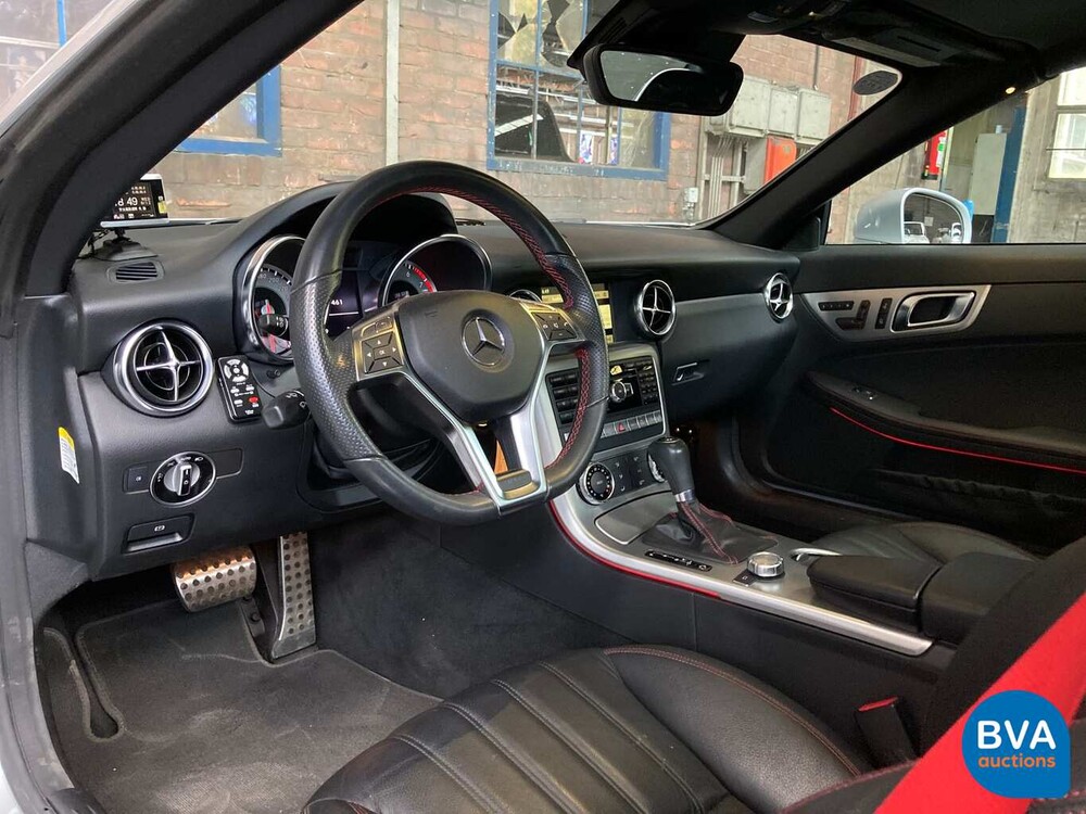 Mercedes SLK350 Cabrio AMG Paket 7G-Tronic Plus 3.5L 306 PS 2011.