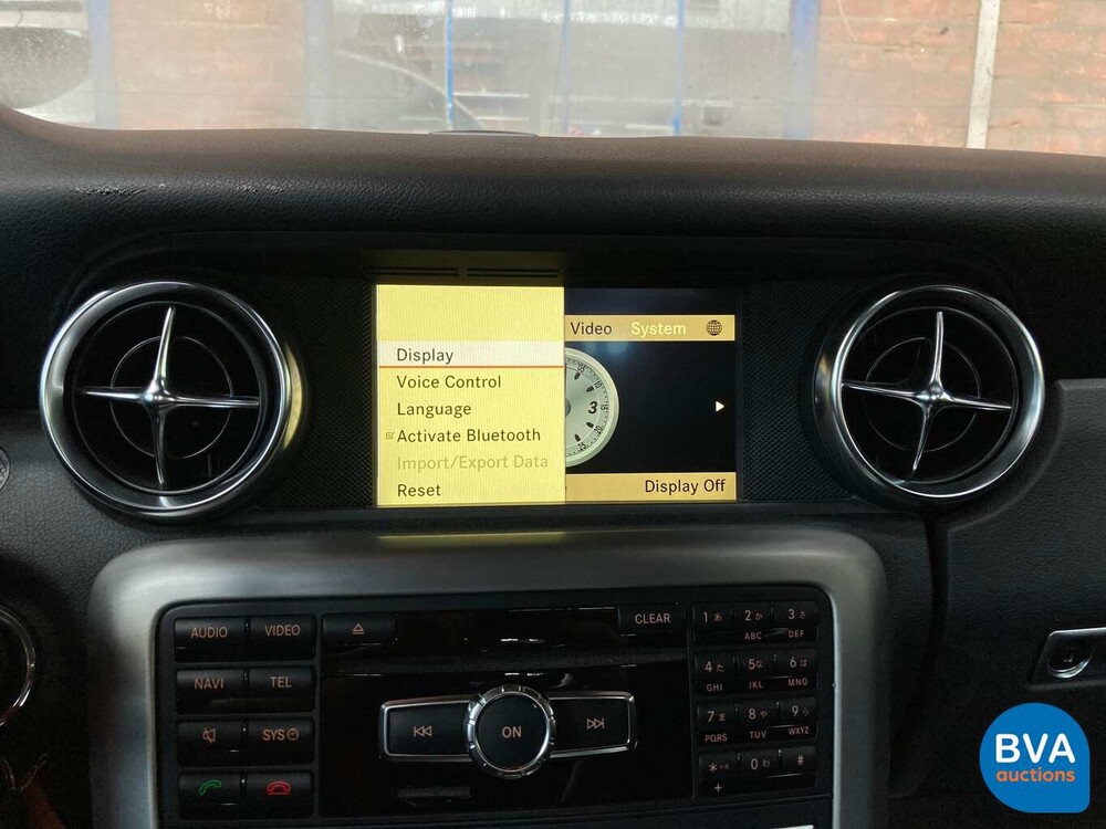 Mercedes SLK350 Cabrio AMG Paket 7G-Tronic Plus 3.5L 306 PS 2011.