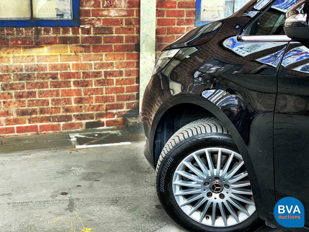 Mercedes-Benz V-Klasse 250d Ex.L. L.Ein V. 190 HP 2018, H-342-JZ.