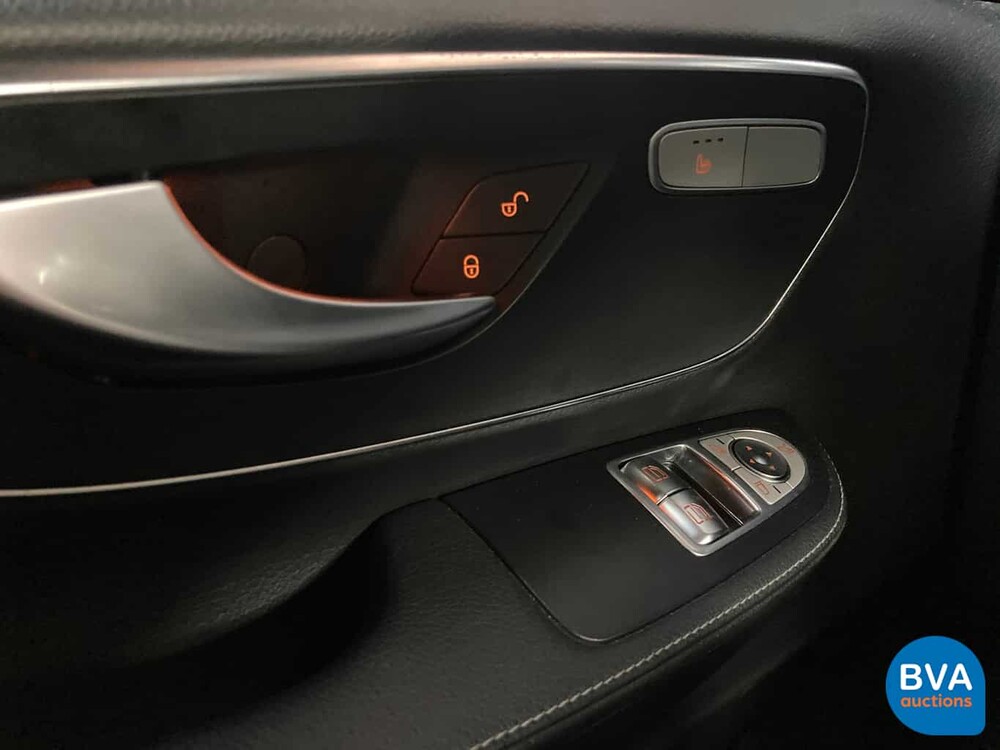 Mercedes-Benz V-Klasse 250d Ex.L. L.Ein V. 190 HP 2018, H-342-JZ.