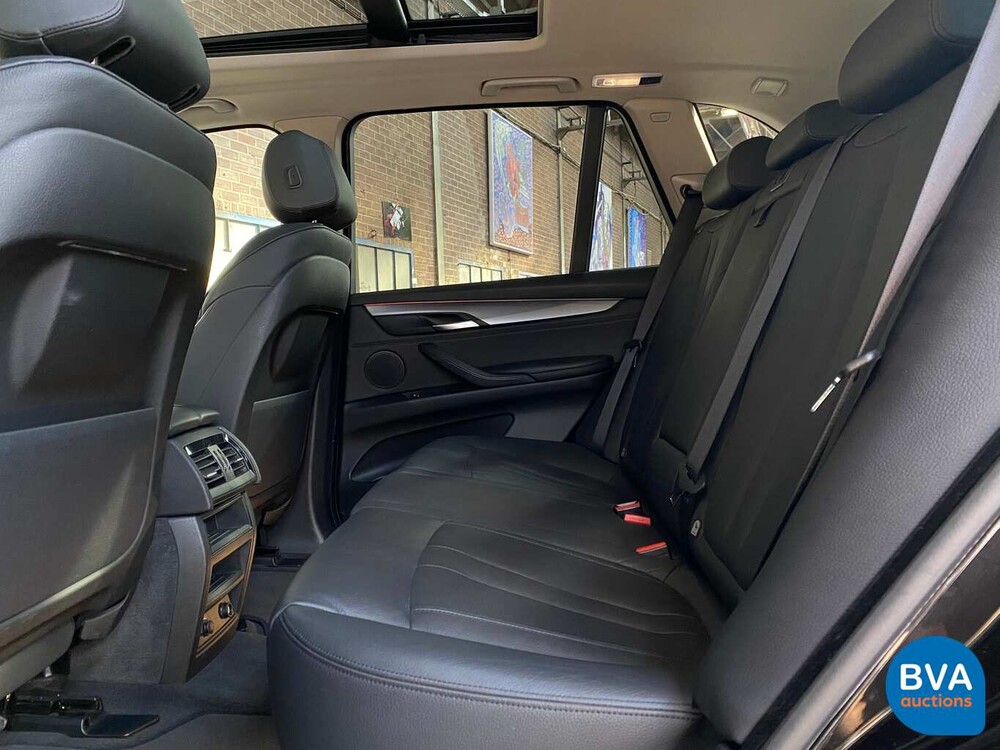 BMW X5 30d xDrive High-Executive 2013 258pk, 1-XPZ-85