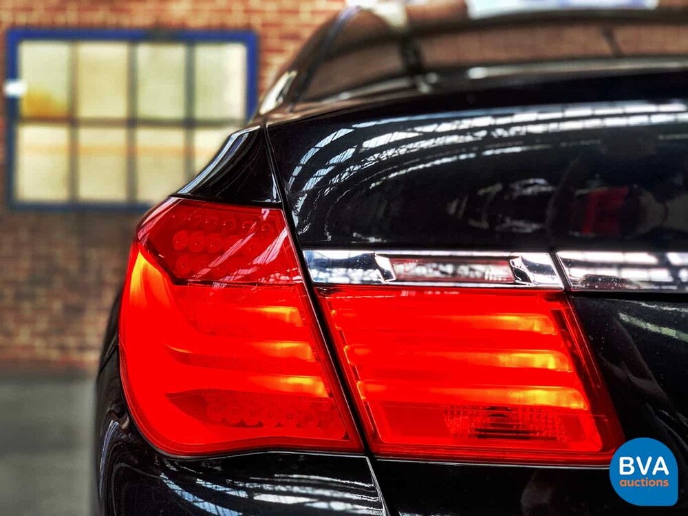 BMW ActiveHybrid 7er 4.4L 465 PS 2011.