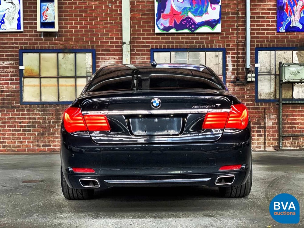 BMW ActiveHybrid 7er 4.4L 465 PS 2011.