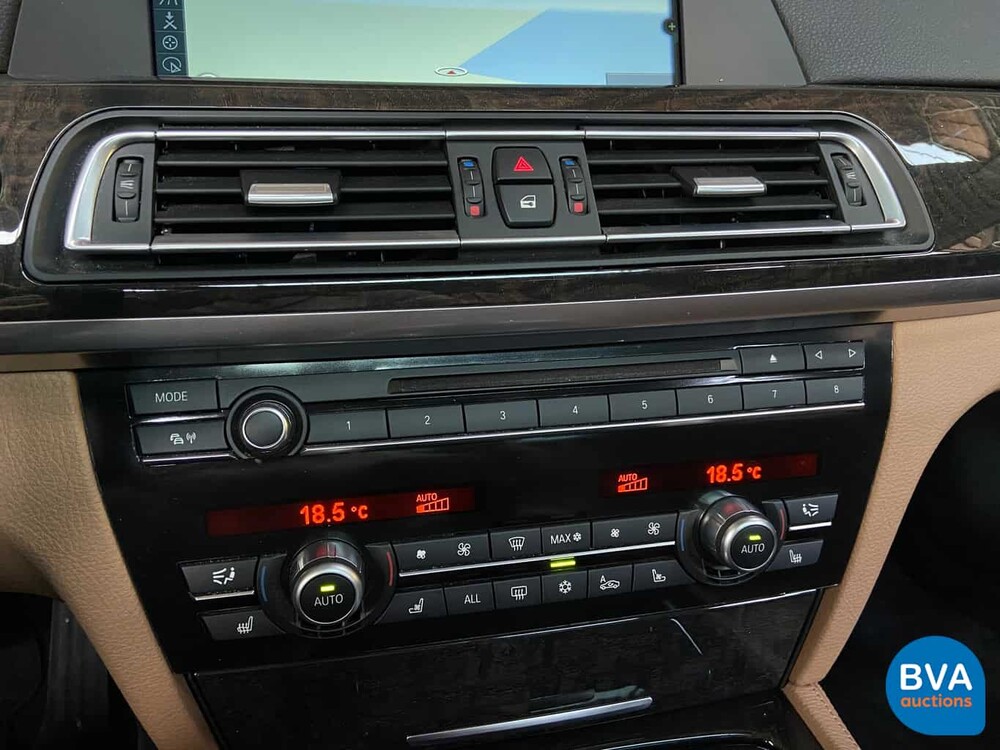 BMW ActiveHybrid 7er 4.4L 465 PS 2011.