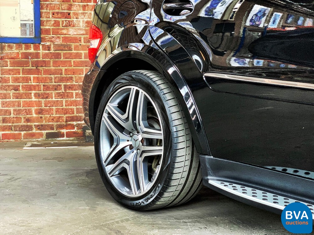 Mercedes-Benz ML63 AMG V8 6.2L 510pk 2010, SZ-069-J