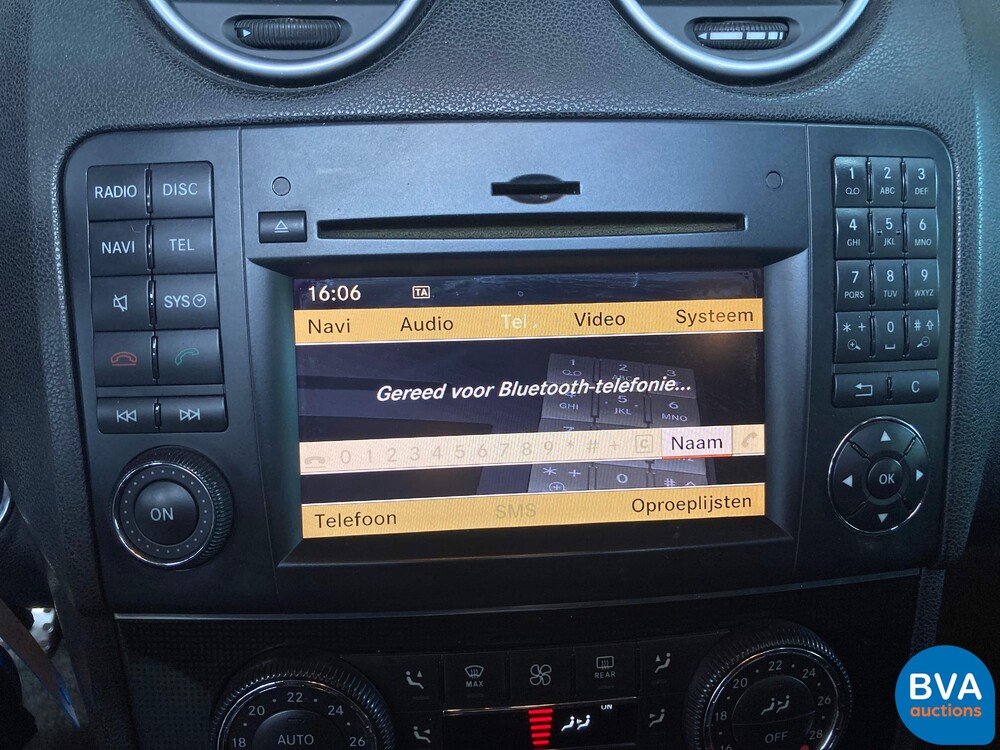 Mercedes-Benz ML63 AMG V8 6.2L 510pk 2010, SZ-069-J