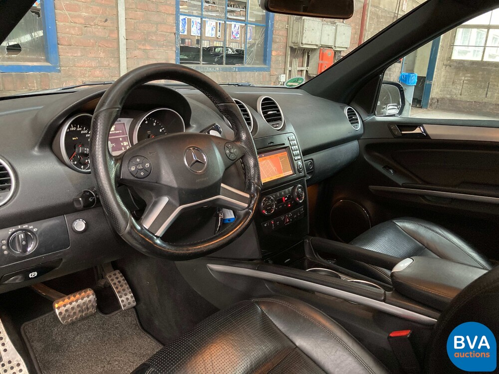 Mercedes-Benz ML63 AMG V8 6.2L 510pk 2010, SZ-069-J