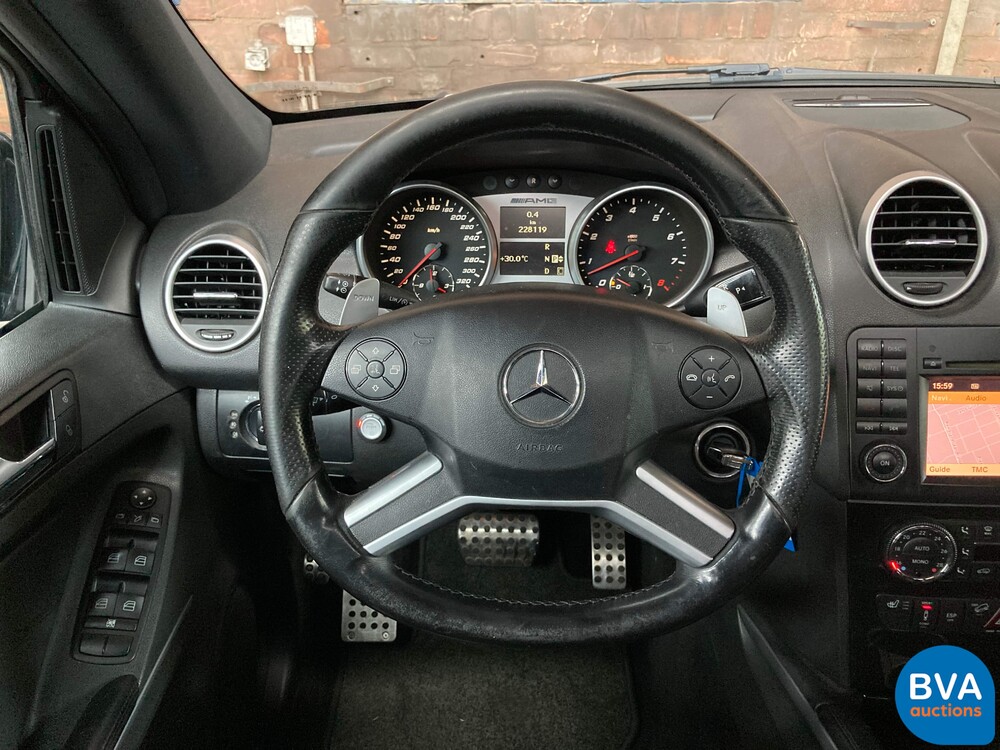 Mercedes-Benz ML63 AMG V8 6.2L 510pk 2010, SZ-069-J