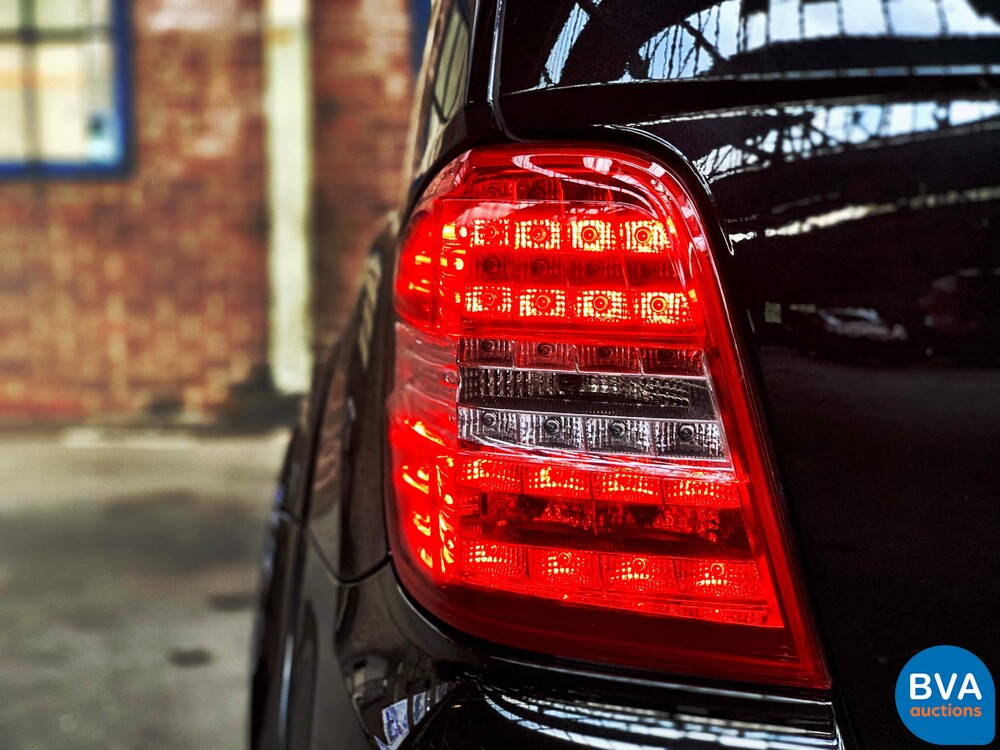 Mercedes-Benz ML63 AMG V8 6.2L 510pk 2010, SZ-069-J