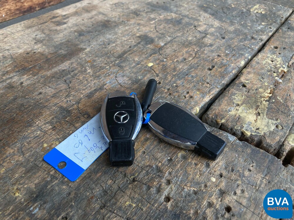 Mercedes-Benz ML63 AMG V8 6.2L 510pk 2010, SZ-069-J