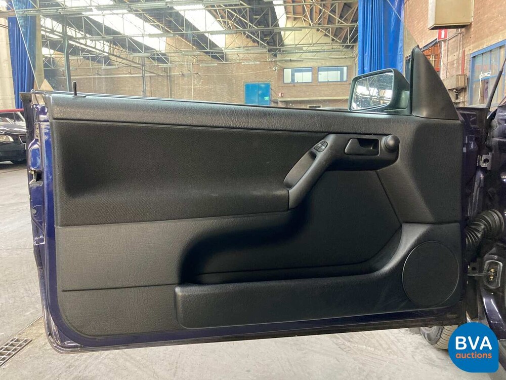 Volkswagen Golf 1.8 Cabriolet 1997, PX-ZB-77.