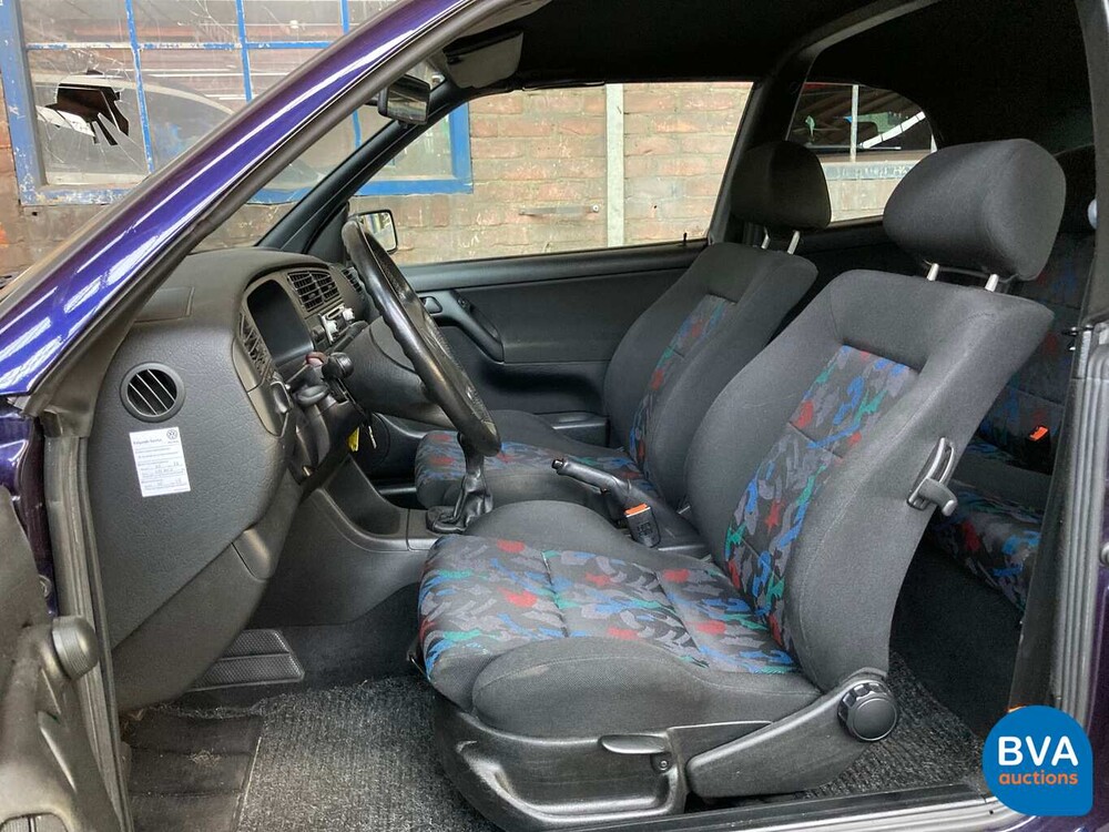 Volkswagen Golf 1.8 Cabriolet 1997, PX-ZB-77.