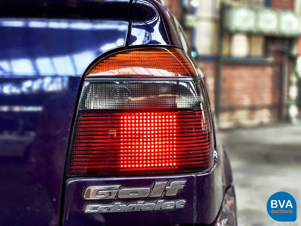 Volkswagen Golf 1.8 Cabriolet 1997, PX-ZB-77.