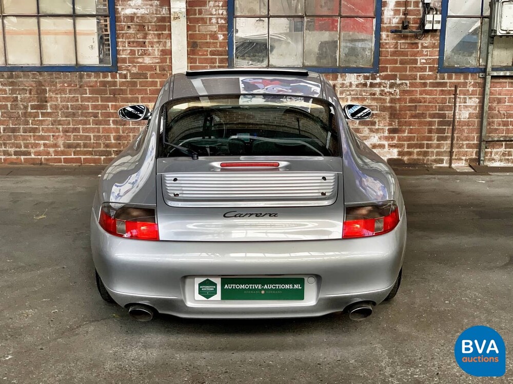 Porsche 911 996 Carrera 3.4L 300 PS 2001.