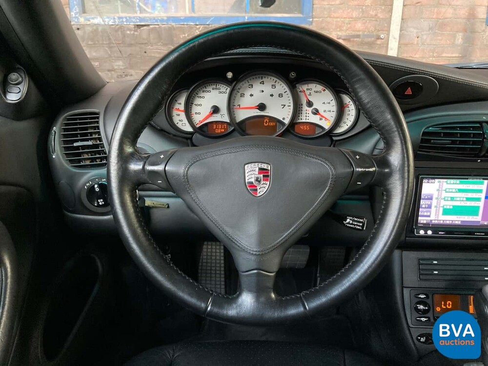 Porsche 911 996 Carrera 3.4L 300 PS 2001.