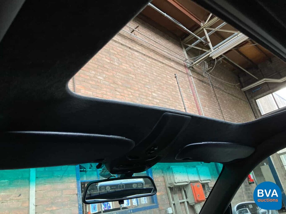 Porsche 911 996 Carrera 3.4L 300 PS 2001.