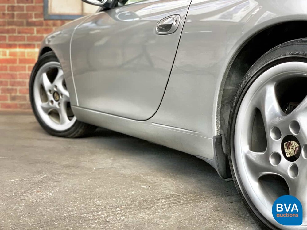 Porsche 911 996 Carrera 3.4L 300 PS 2001.