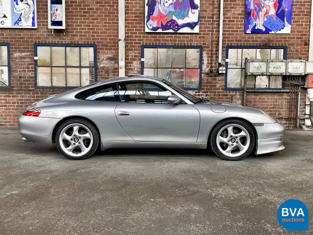 Porsche 911 996 Carrera 3.4L 300 PS 2001.