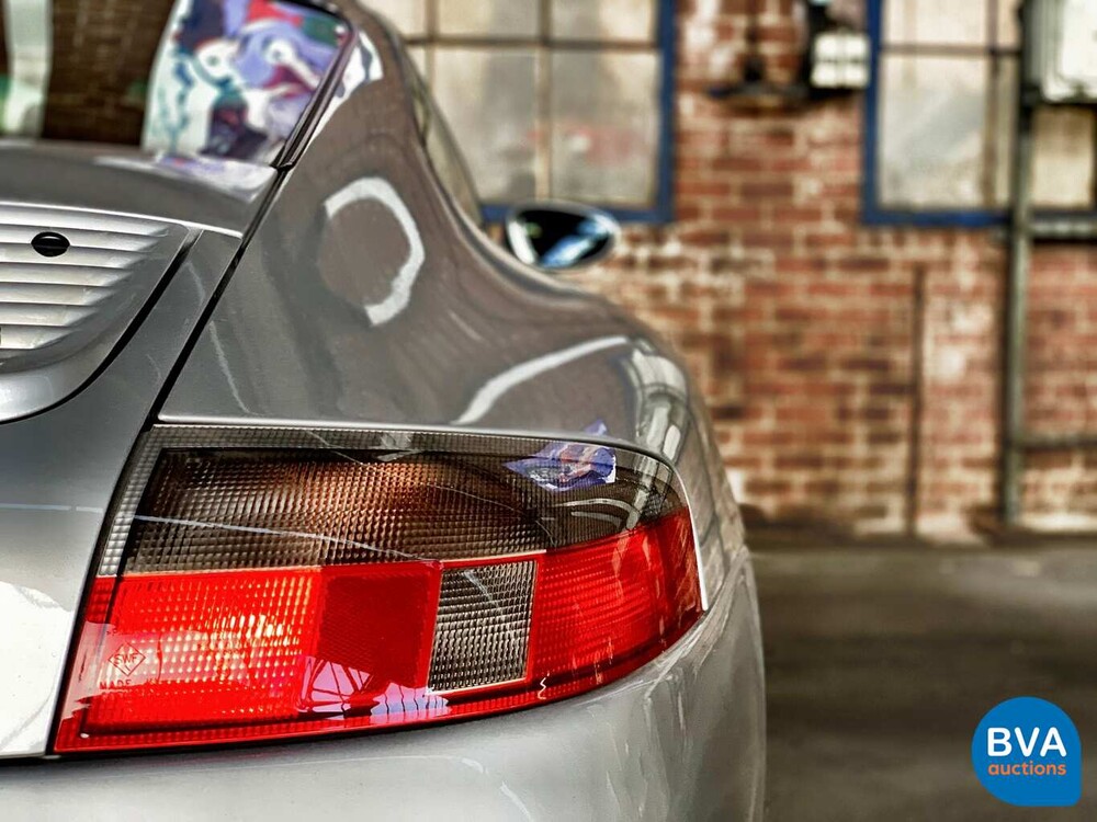 Porsche 911 996 Carrera 3.4L 300 PS 2001.