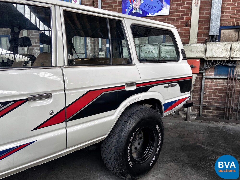 Toyota Landcruiser FJ60 2F 135 PS 1982.