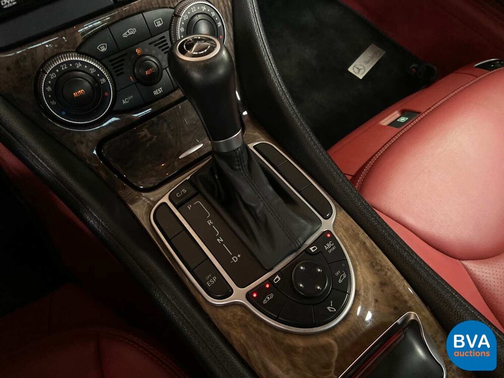 Mercedes-Benz SL500 306 PS R230 2004.