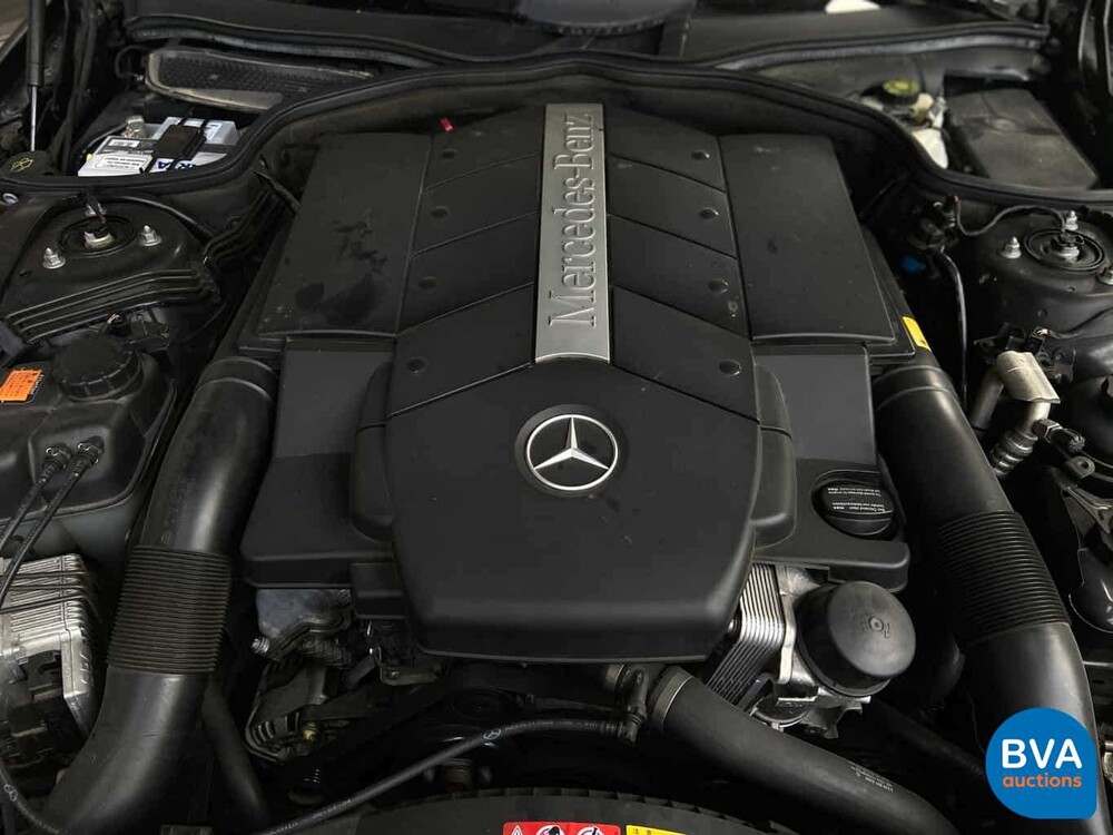Mercedes-Benz SL500 306 PS R230 2004.