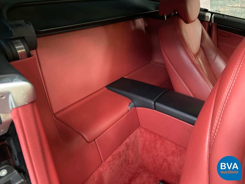 Mercedes-Benz SL500 306 PS R230 2004.