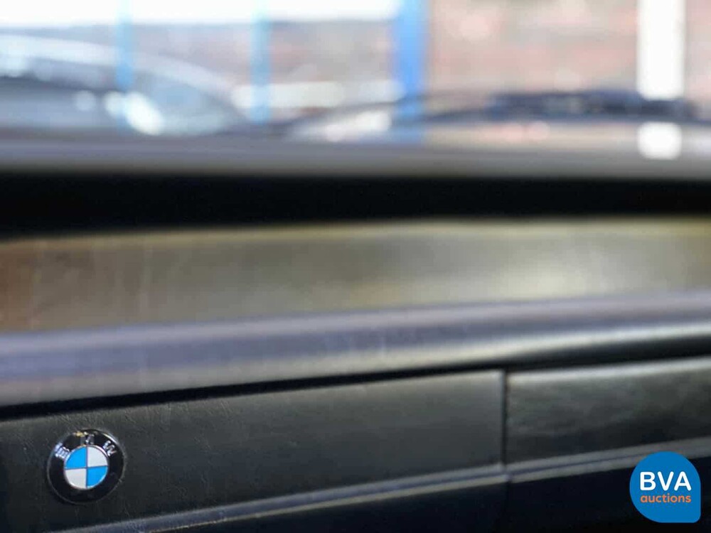 BMW 1802 Touring -Original NL- 1974, 97-AP-14.