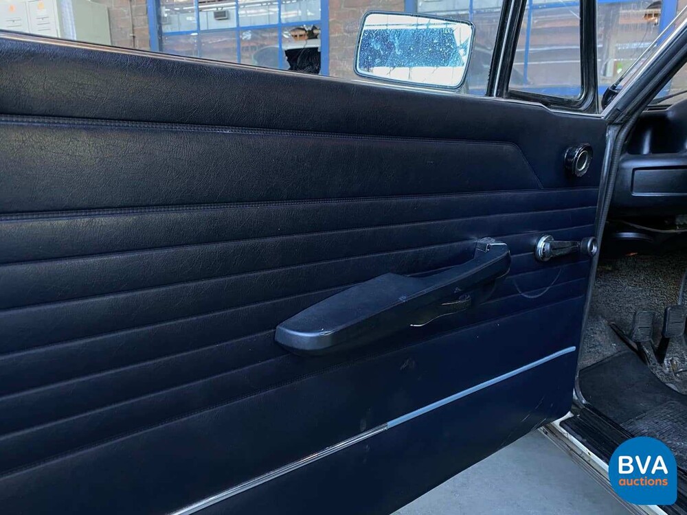 BMW 1802 Touring -Original NL- 1974, 97-AP-14.