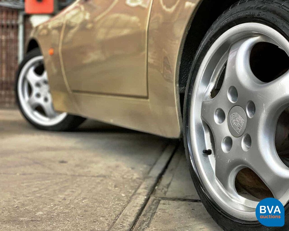 Porsche 944 2.5 Coupé-Original NL-1983, JY-49-XL.