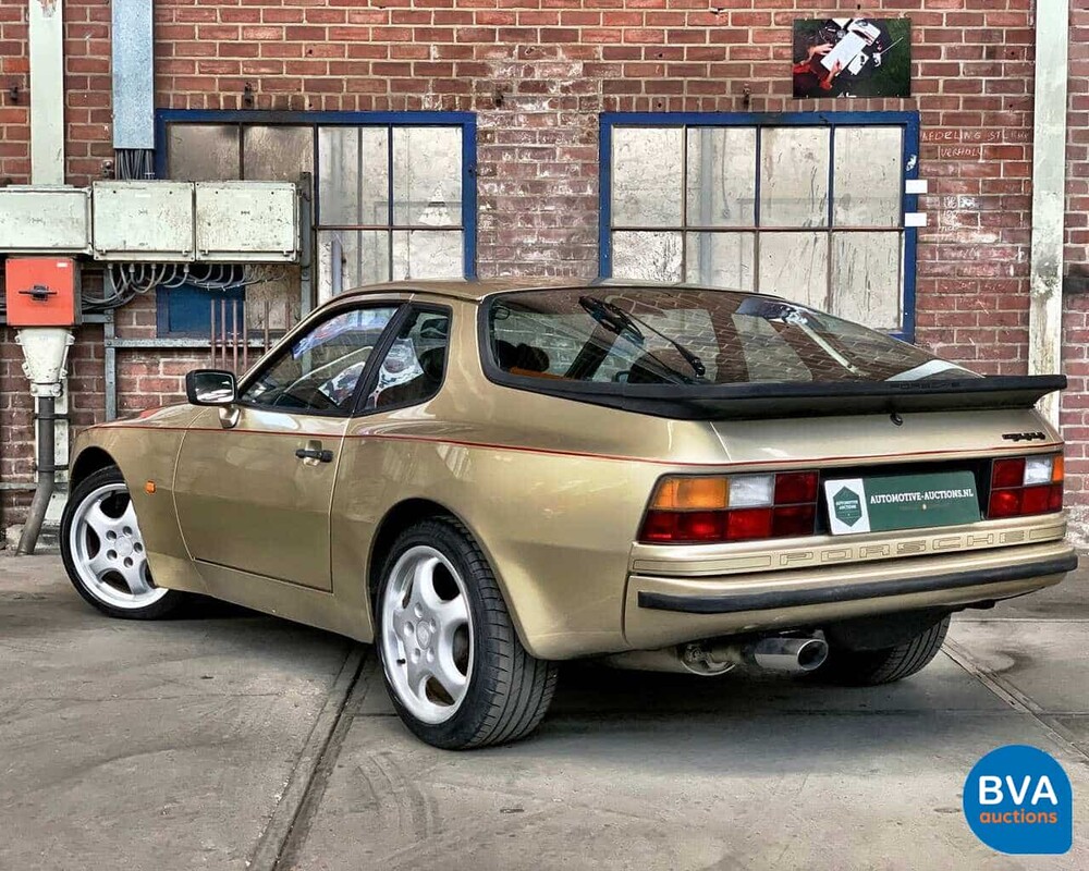 Porsche 944 2.5 Coupé-Original NL-1983, JY-49-XL.