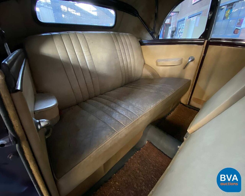 Austin A40 Somerset Cabriolet, 22-RE-95.