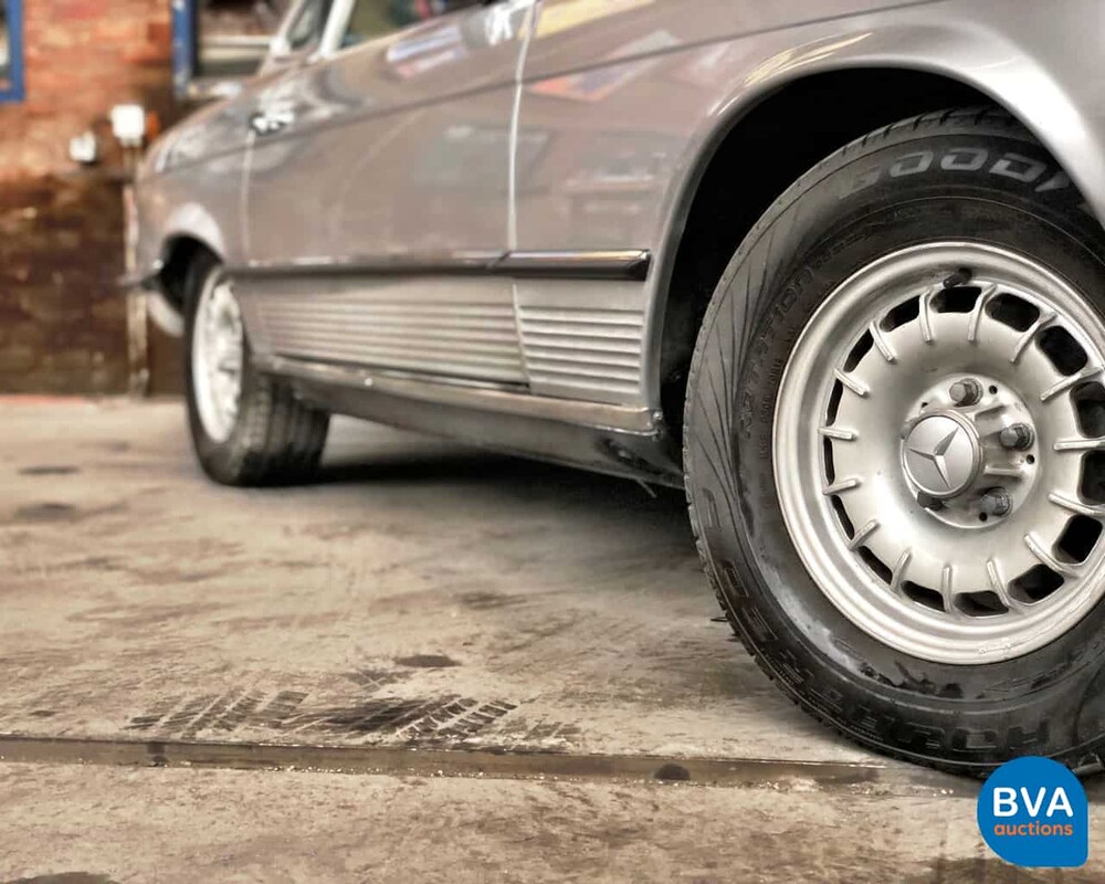 Mercedes-Benz 450SL SL-Klasse R107 1977.