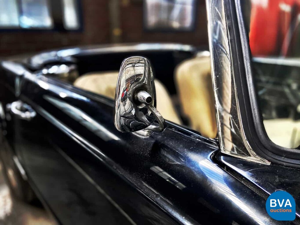 Mercedes-Benz SL320 Pagode Cabrio 1966.