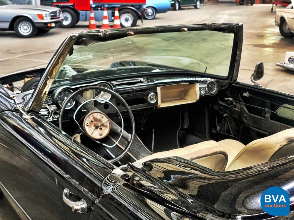 Mercedes-Benz SL320 Pagode Cabrio 1966.