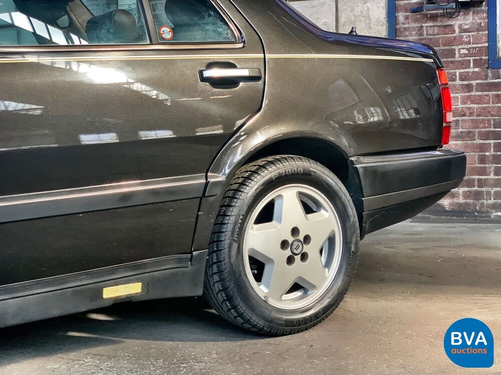 Lancia Thema 8.32 V8 von Ferrari (Ferrari-Motor) 1996.