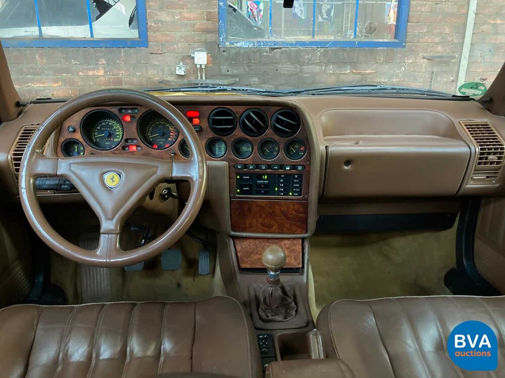 Lancia Thema 8.32 V8 von Ferrari (Ferrari-Motor) 1996.