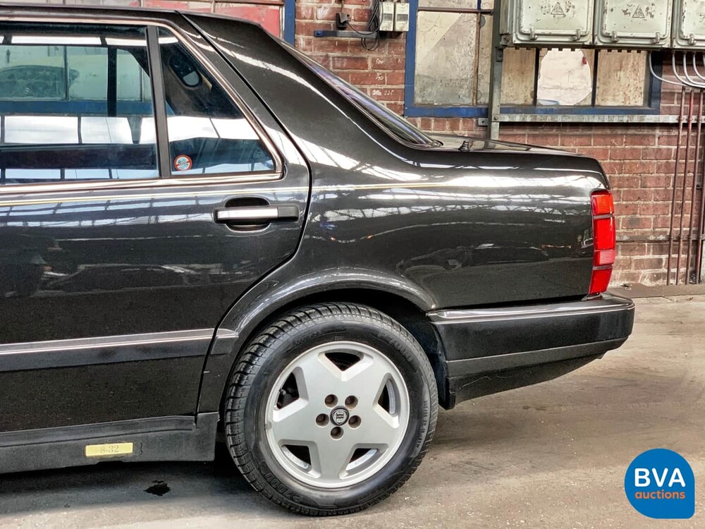 Lancia Thema 8.32 V8 von Ferrari (Ferrari-Motor) 1996.