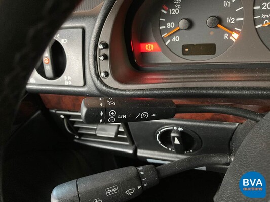 Mercedes-Benz G320 V6 3.2L Long G-Class 5G-Tronic Automatic 215hp 2000 -Youngtimer-.