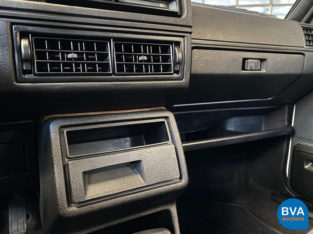 Volkswagen Golf II 1.6 Automatisch -42.000km! Original NL-1991, ZG-80-NV.